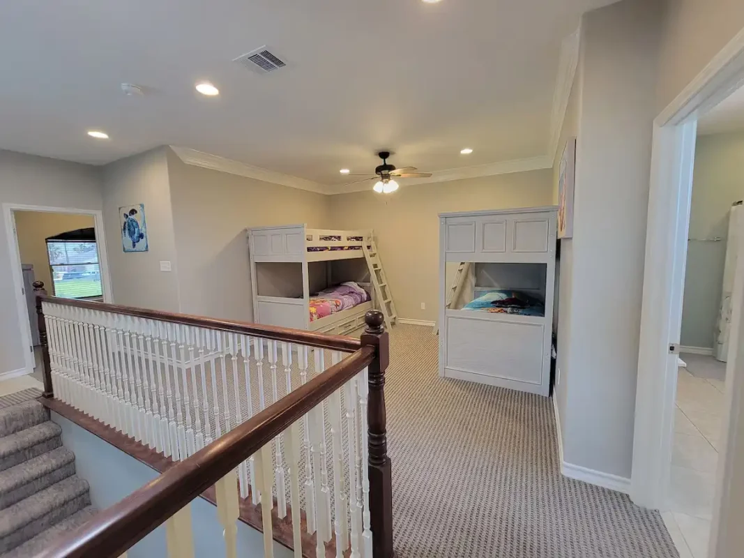 dolphin cove bunk beds